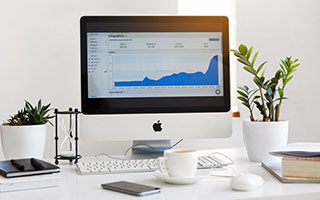 真的离谱：F1强强碰撞复盘：体能这一刀，直接改写结局